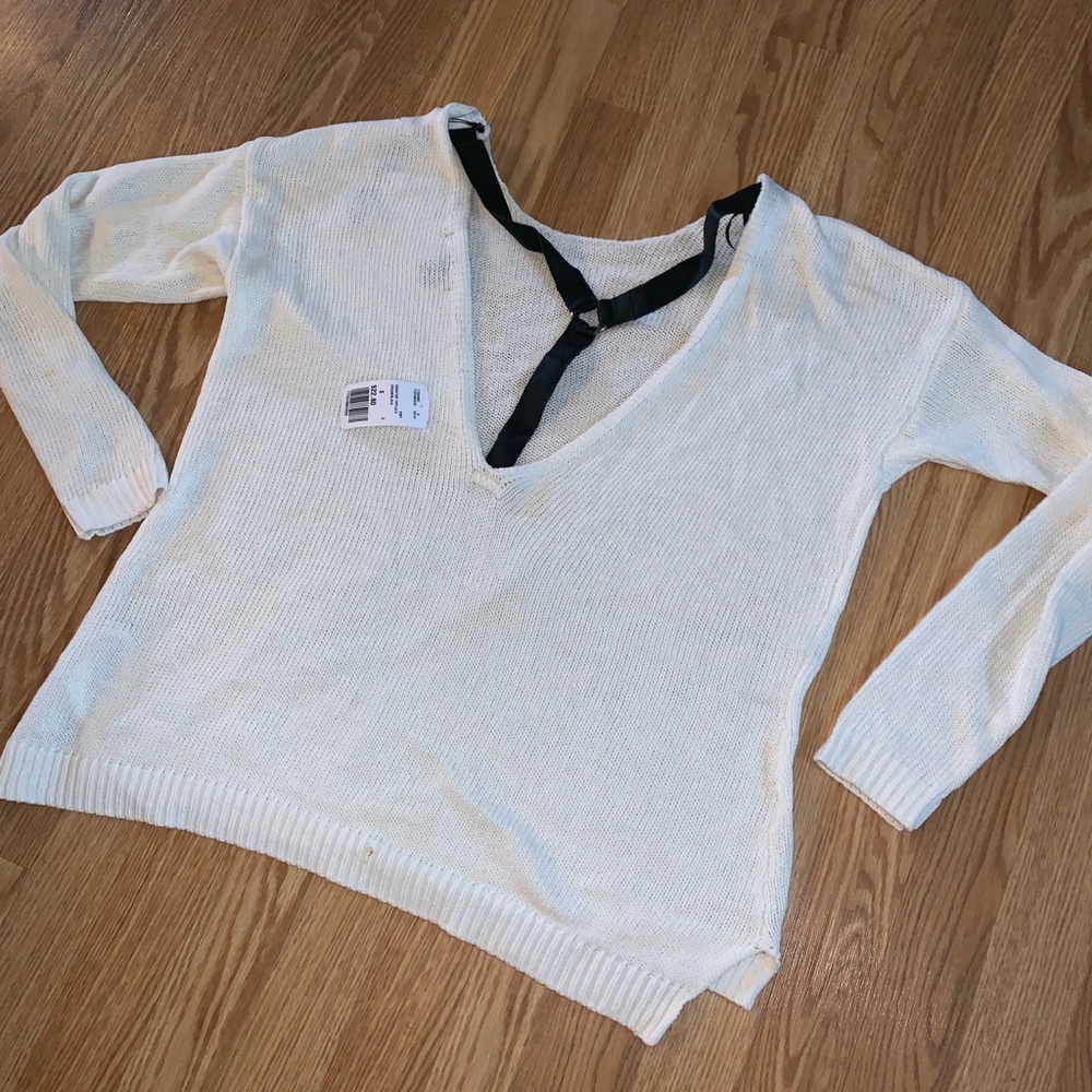 NWT oversized sweater black back straps